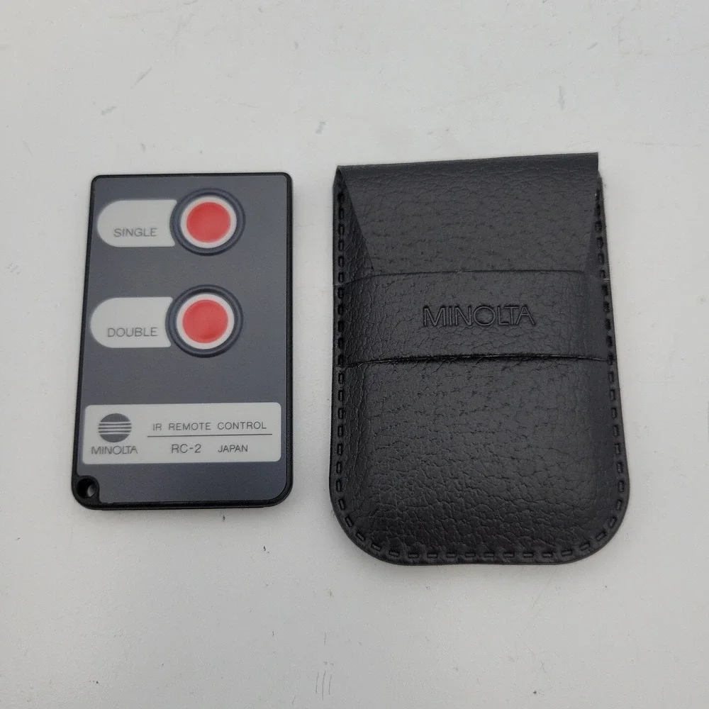 Minolta‎ Remote Control RC-2 With Case